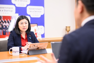 JR94m9dowxWqnQ4qRymy.jpg?w=940&h=940