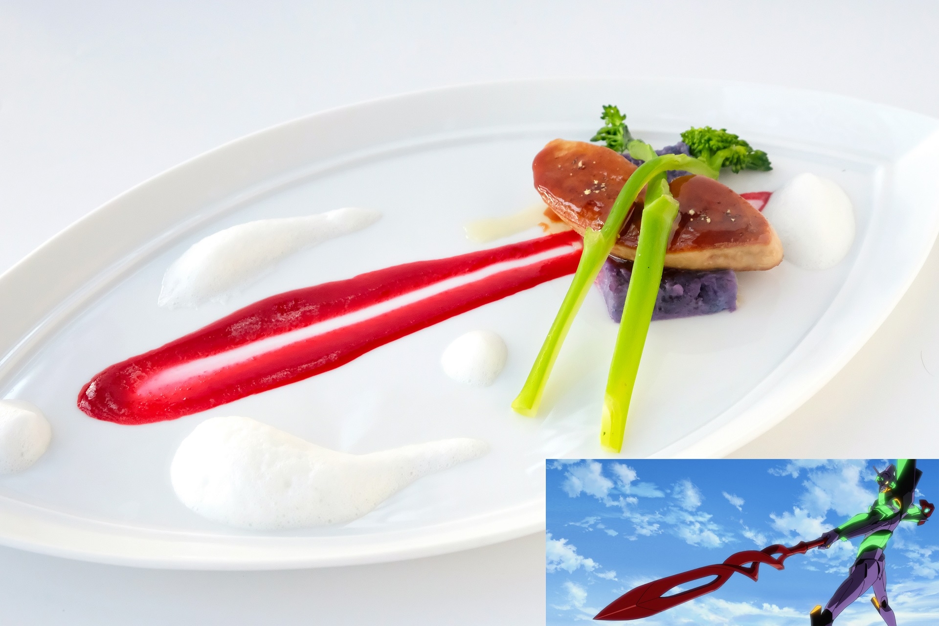 前菜にはフォアグラのポワレを(©khara)