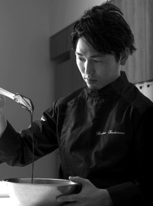 JZ3XBcB57S4lEg0mCk3M.jpg?w=940&h=940