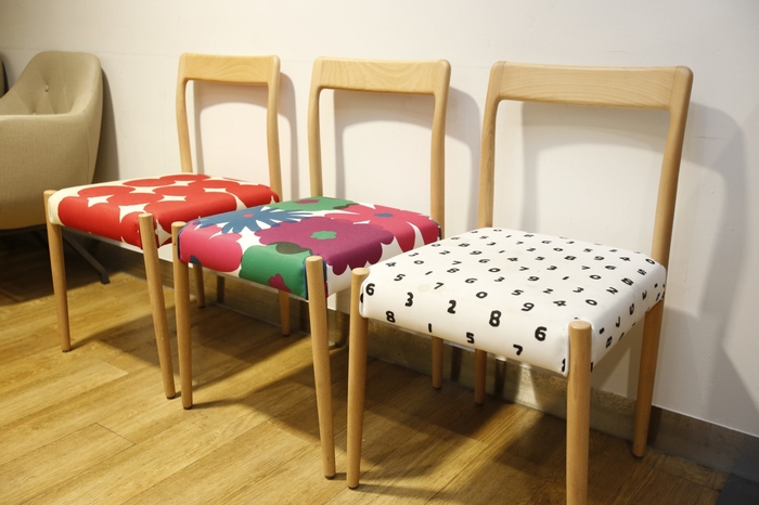 MOMOテラス_京都発テキスタイルブランド『SOU・SOU(ソウソウ)』の生地を使用したチェア