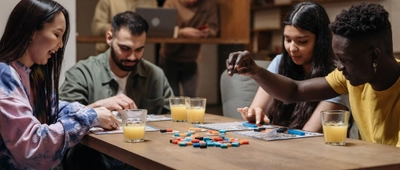 日本初！？ボードゲームと英会話/国際交流が同時に楽しめる 「DyCE(ダイス) Global Board Game Cafe」が9月3日渋谷にオープン！！