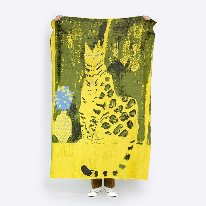 アートブランケット | 窓辺のベンガル猫 10,200円(税込 11,220円)