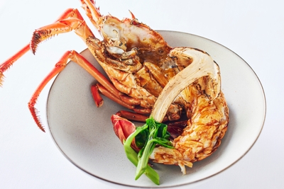 ▲「Grand Baobab」淡路伊勢海老の炭火焼き