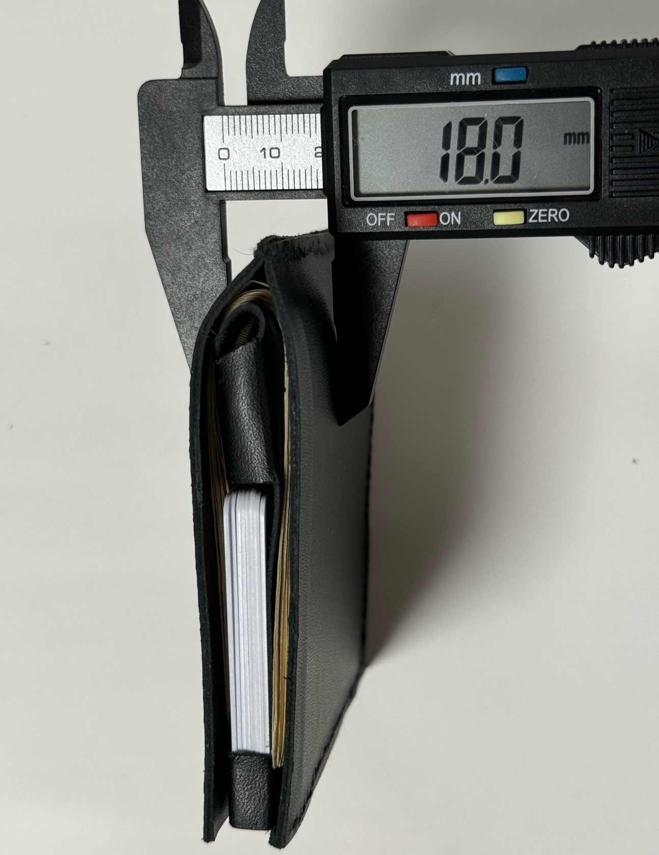 「Tri-La」(トライラ) 厚さ(収納時)