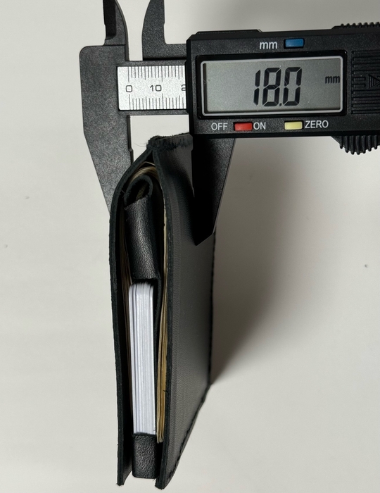 「Tri-La」(トライラ) 厚さ(収納時)