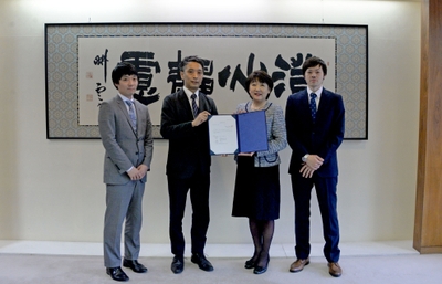 JoQZoSFUm0Qk9lp7u28O.jpg?w=940&h=940