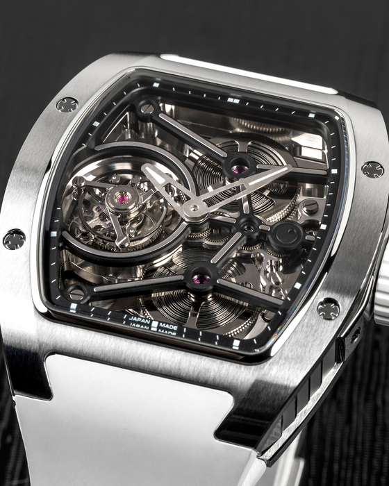 Satin(ヘアライン仕上げ)ベゼル