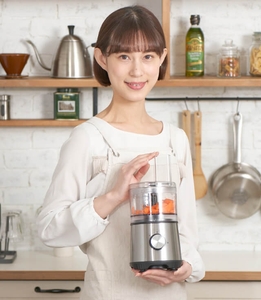 JvAYFwb58mN4aEvfV8gK.jpg?w=940&h=940