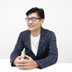 BABY JOB株式会社　上野公嗣様