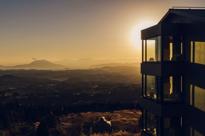 K5a0vbMk4HVbXsbzw4lN.jpg?w=940&h=940