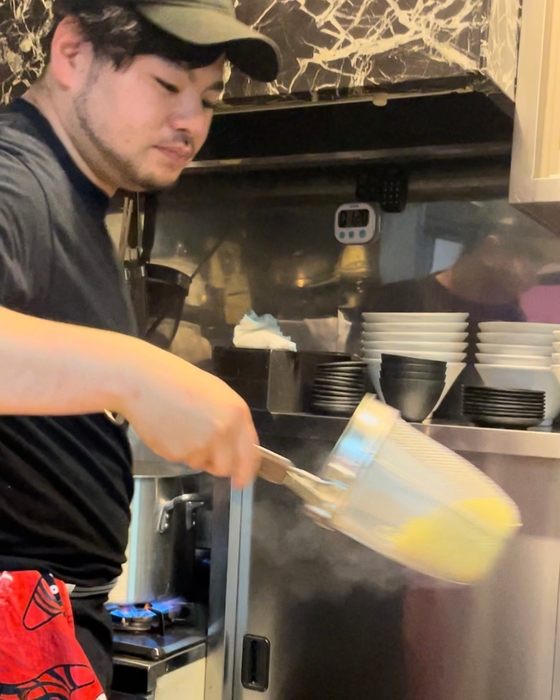 店主の志波さん