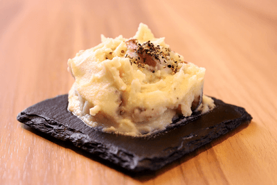 KCG0qKGQlflSo9LyMFOk.png?w=940&h=940