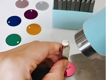 KD0hcHZM8roldR87v95J.jpg?w=940&h=940