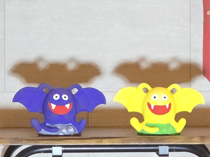 ▲大好評!「素焼き色塗り体験」に、ドラキーが登場!