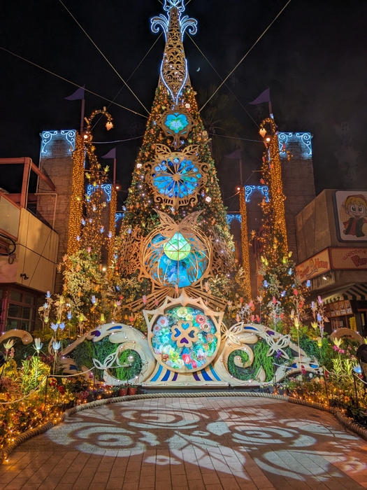 (右)「花と妖精のツリー」イメージ
