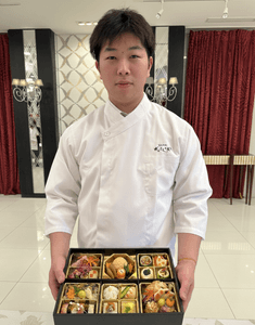 温泉山荘だいこんの花　児玉虎雅