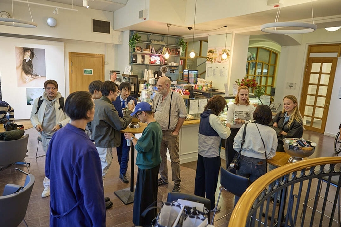 2025年夏にストックホルムで開催された「FLOWER展」オープニングレセプション