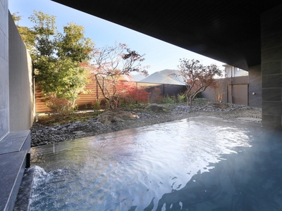 KLvFus7HYahNX28kuUlw.jpg?w=940&h=940