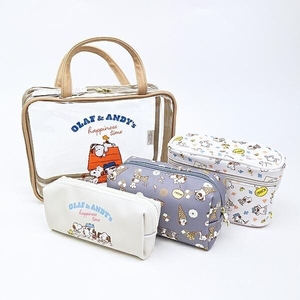 スヌーピーのトラベルポーチセット