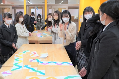 KSbEMR5JkiSmKyyFKm1x.jpg?w=940&h=940