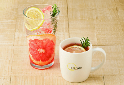 ルビーレモネード（ホット・アイス）Mサイズ550円、Lサイズ605円