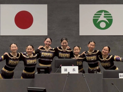 春日部市役所議会見学時の集合写真