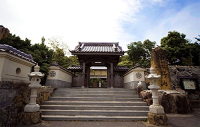 KZPzrORUSJDIdb8KVFCw.jpg?w=940&h=940