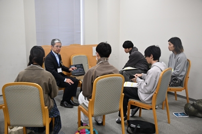 KayaAWcJceeBQDwF0TnI.jpg?w=940&h=940