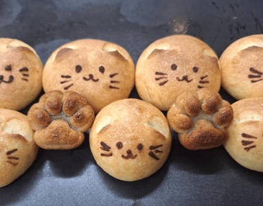 +BUNZO（bakery & Bar）のパン