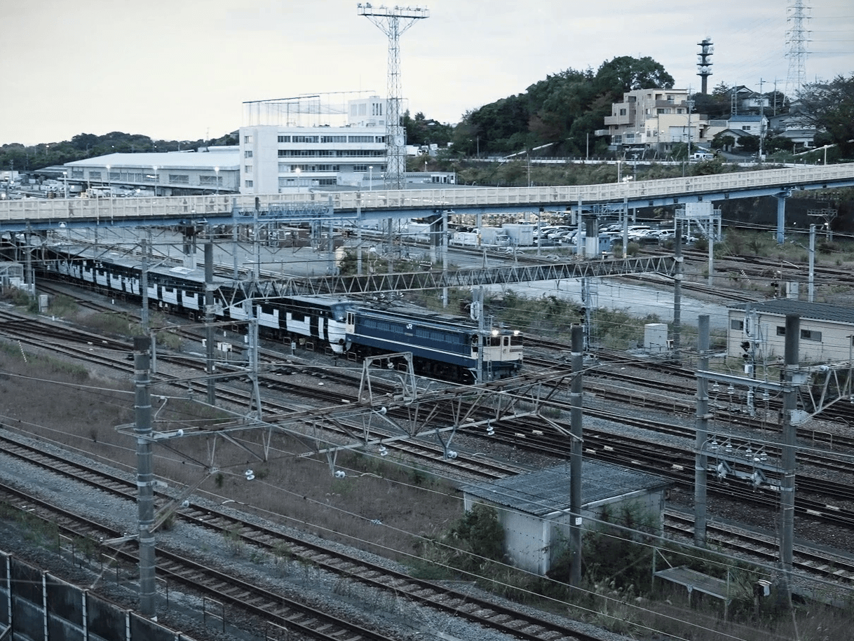 新型車両「13000系」が相鉄線内に到着【相模鉄道】