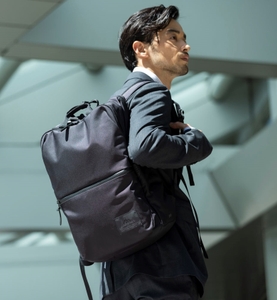 KkTUG5dM8TT1WQBPu1yw.jpg?w=940&h=940