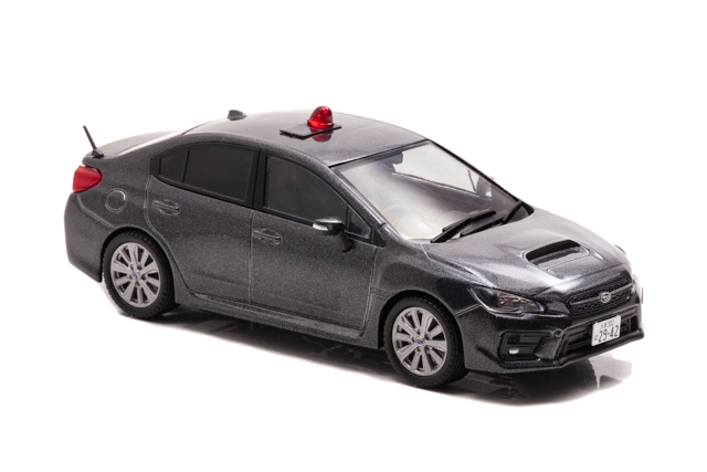 1/43 スバル WRX S4 2.0GT Eye Sight (VAG) 2019 埼玉県警察高速道路交通警察隊車両 (覆面 グレー):右前