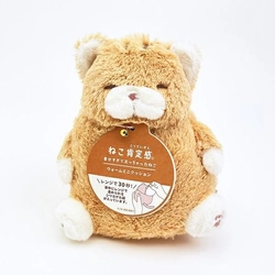 ねこ肯定感のふわふわもこもこでぬいぐるみのようなミニクッション。肌触りの良さとふっくらしたフォルムに癒されます！