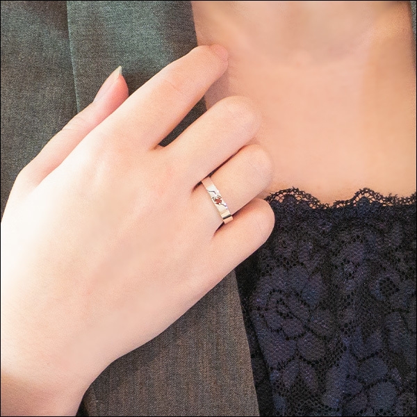 モチーフリング<獅子王司>着用イメージ