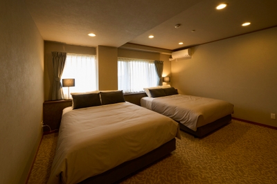 KoIEKfHTtj8IeeY0WnDJ.jpg?w=940&h=940