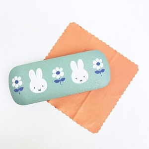 ミッフィーメガネケース