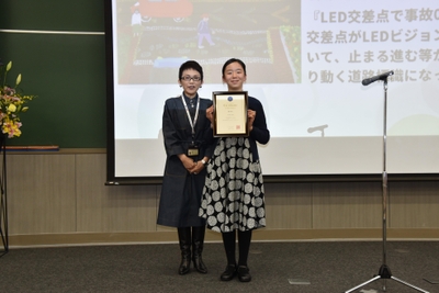 優秀賞の鈴木楓子さん