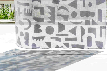 刺繍作家 高知子×カーテン製造・カズマの 刺繍テキスタイルブランド「filament」がオンライン予約販売開始