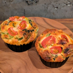 【浅草カフェ新作】おかずマフィン登場！野菜たっぷり、甘くない“食事系スイーツ”