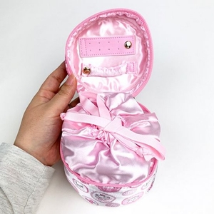 L3ZFHV7LVAA307K9j5VN.jpg?w=940&h=940