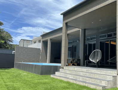 プライベートプールとドッグラン※写真はC棟