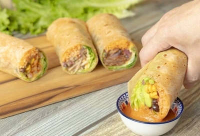 L8TiXyPZqDKckE8VMi3L.jpg?w=940&h=940