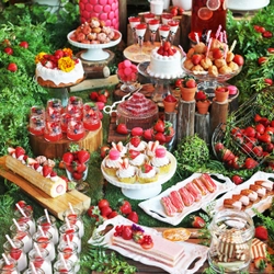 旬の苺を日替わり約20種類のデザートで楽しむ 「2019 ストロベリーブッフェ」開催！