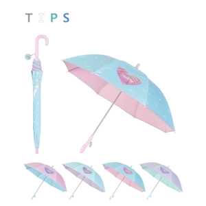 オーロラ窓と可愛い配色がキッズに人気
