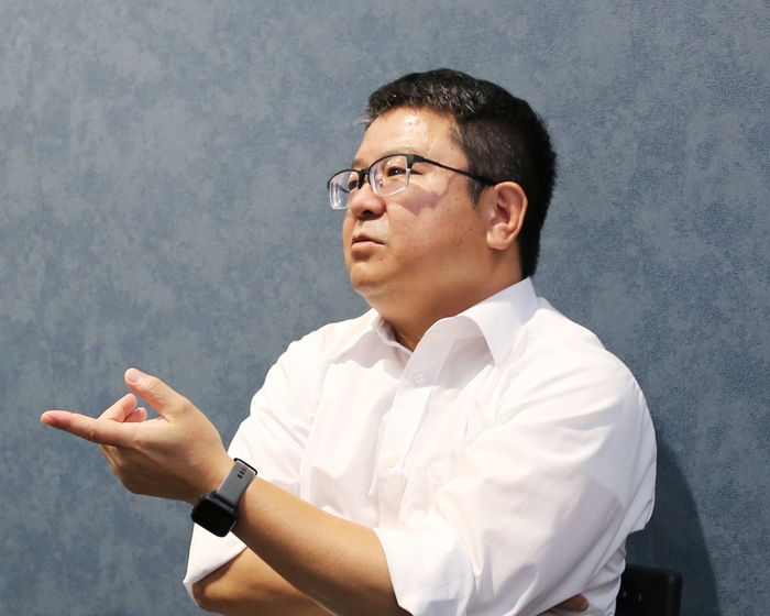 戦略推進本部 経営管理部長 村山様