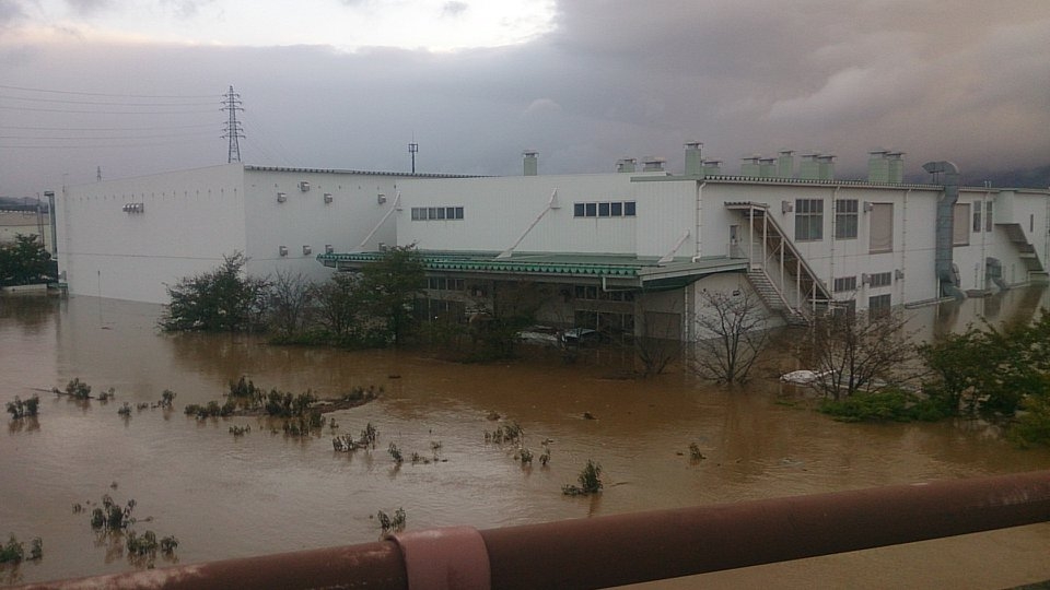 浸水した工場(写真提供:ホクト)