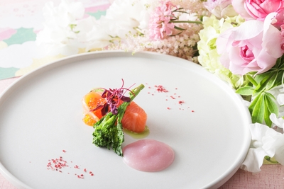 LMptJMH4xx0fPg2JwJn6.jpg?w=940&h=940