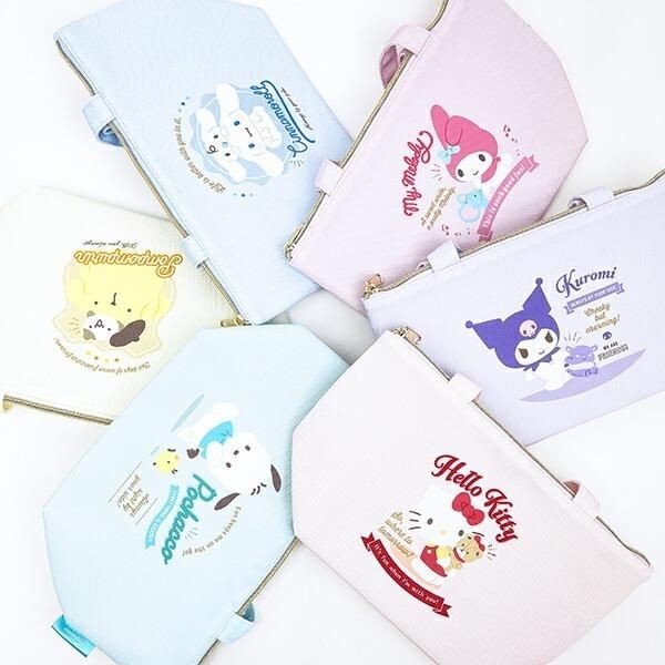 淡いカラーで大人可愛い。バリエ豊富のサンリオの保冷帆布ランチトート。