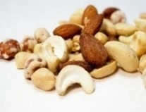 美容・健康イメージのあるナッツ第1位は「アーモンド」　 夏のトラブルを助けてくれるアーモンドミルクの効果を解説　 7月22日は「ナッツの日」夏の大敵UVにも負けない アーモンドミルクレシピを公開！