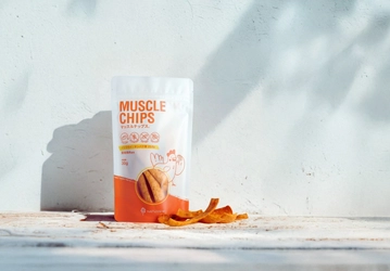 手軽にたんぱく質を補給！鶏むね肉100％・無添加・高たんぱくの 新しいスナック「マッスルチップス」7月4日新登場！